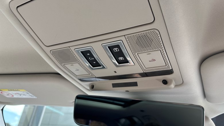 Land Rover Defender 2.0 D240 HSE 110 5dr Auto [6 Seat] Diesel Estate